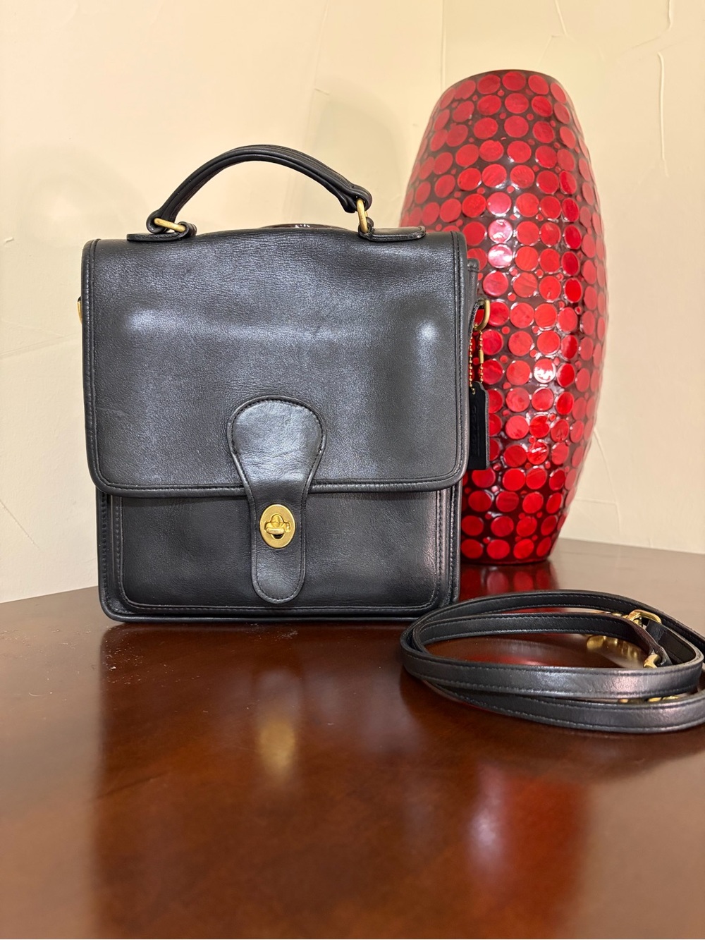 Coach Vintage 1990s Black Leather Station Bag Turnlock Crossbody Purse